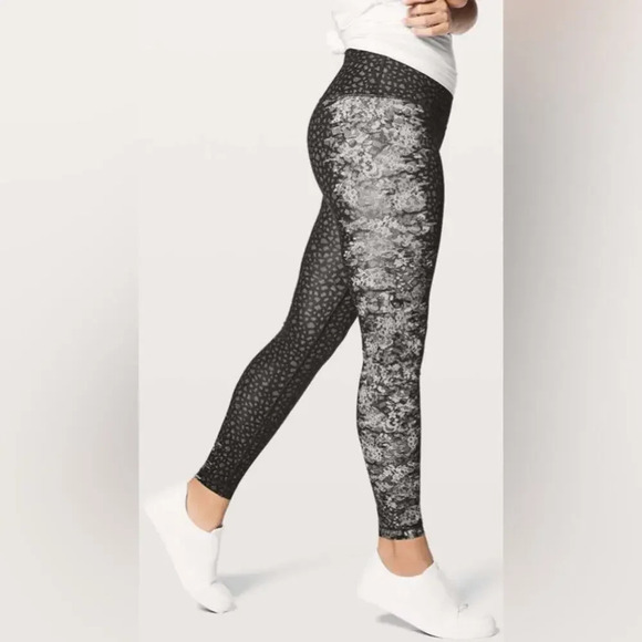 Lululemon Wunder Under High Rise Tight Overlace Gray & Black Size 8 - Picture 2 of 7